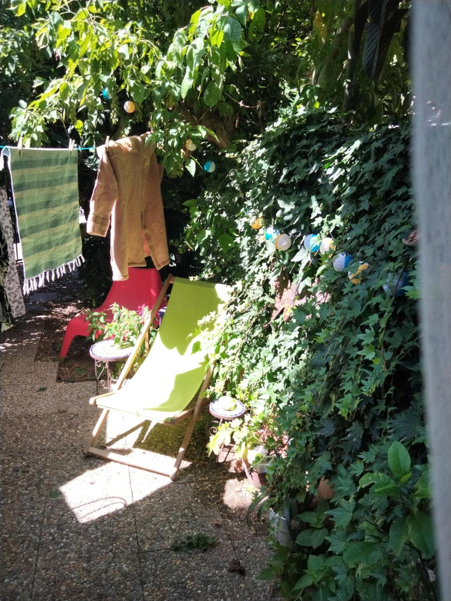 Joli Studio Avec Jardinet أفينيون المظهر الخارجي الصورة